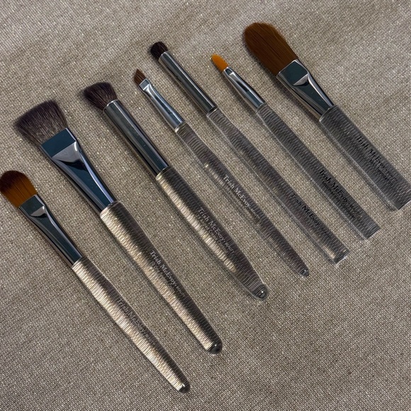 Trish McEvoy 7pc Brush Set-Foundation-Concealer-Blending-Crease-Contour-Liner - Picture 4 of 4